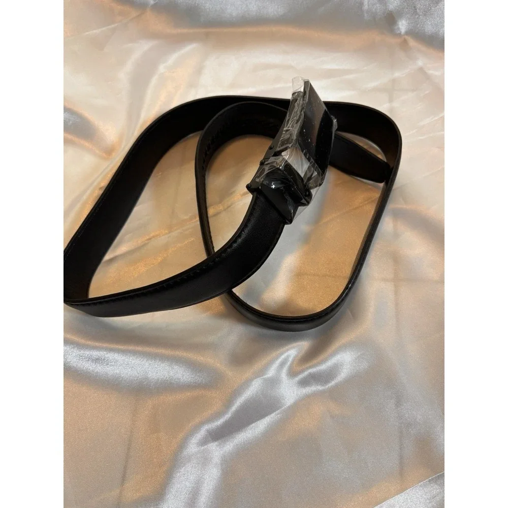 AWAYTR Men's Black Solid Adjustable Belt with Buckle Accent, Classic Style